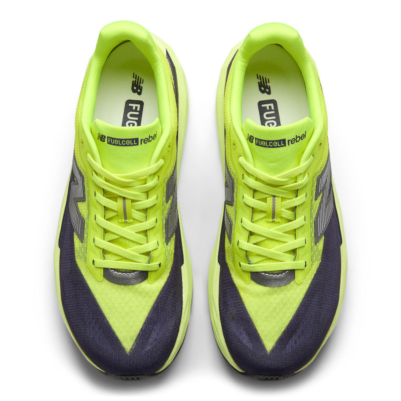 【New Balance】FuelCell Rebel v5 B25.0cm Cut in half: New Balance FuelCell Rebel v5 Review (2025) | RunRepeat